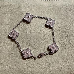 VCA inspired bracelet